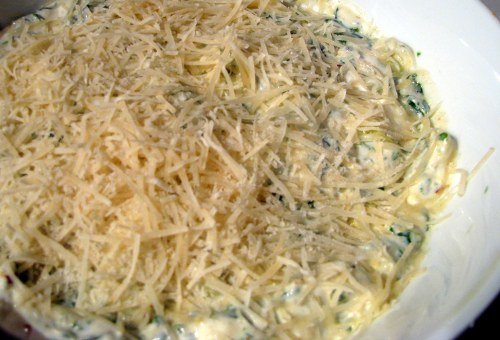 Baked Spinach Artichoke Dip Close-up