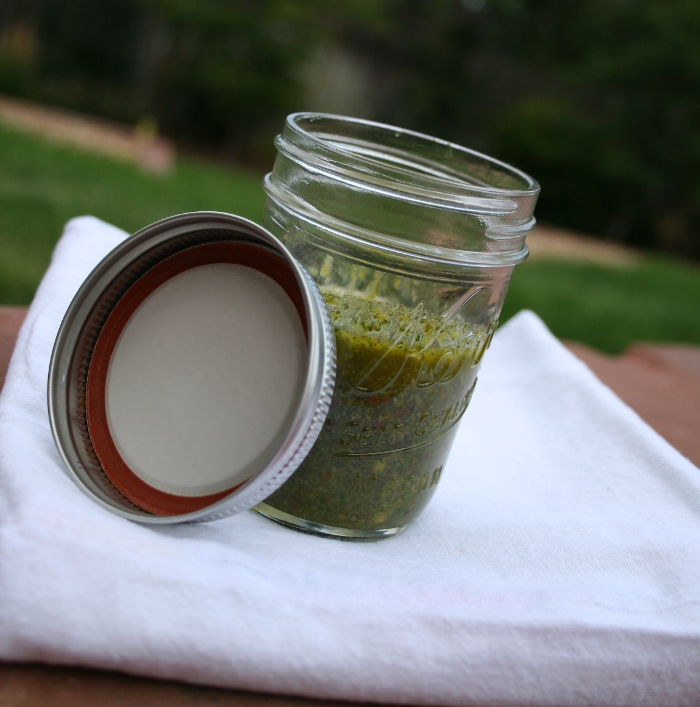 how to make chimichurri sauce